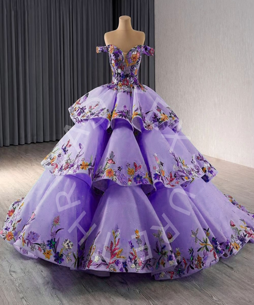 022II808 WEDDING GOWN